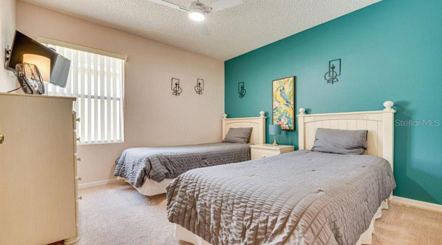 DAVENPORT, Florida 33837, 5 Bedrooms Bedrooms, ,3 BathroomsBathrooms,Residential,For Sale,SUNSET VIEW,0,MFRO6430096