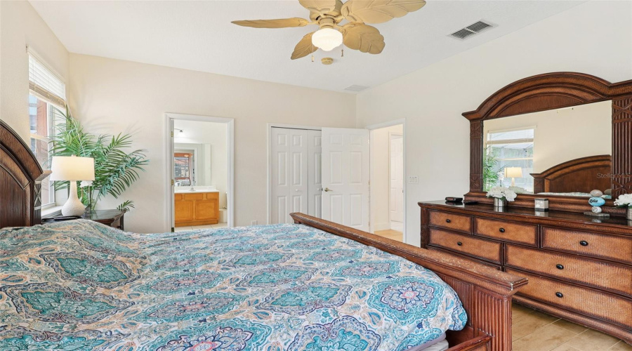 DAVENPORT, Florida 33837, 4 Bedrooms Bedrooms, ,3 BathroomsBathrooms,Residential,For Sale,ORANGE COSMOS,0,MFRO6427193