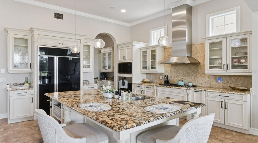 REUNION, Florida 34747, 4 Bedrooms Bedrooms, ,3 BathroomsBathrooms,Residential,For Sale,CASTLE PINES CT,0,MFRO6392252