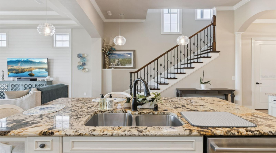 REUNION, Florida 34747, 4 Bedrooms Bedrooms, ,3 BathroomsBathrooms,Residential,For Sale,CASTLE PINES CT,0,MFRO6392252