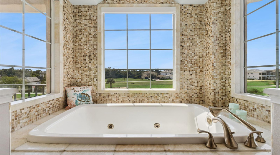 REUNION, Florida 34747, 4 Bedrooms Bedrooms, ,3 BathroomsBathrooms,Residential,For Sale,CASTLE PINES CT,0,MFRO6392252