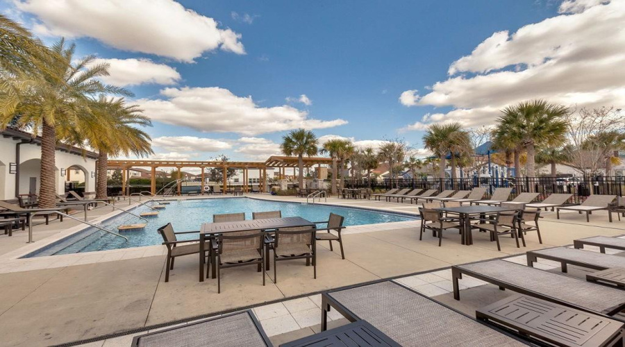 ORLANDO, Florida 32836, 5 Bedrooms Bedrooms, ,5 BathroomsBathrooms,Residential,For Sale,DOTH,0,MFRO6428900
