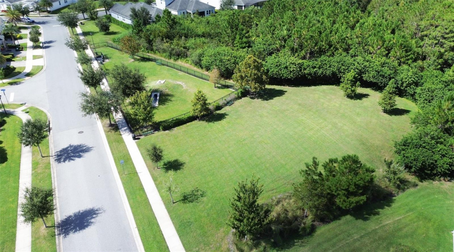 Kissimmee, Florida 34746, 4 Bedrooms Bedrooms, ,2 Bathroomsbathrooms,Residential,For Sale,Beaver Creek,0,Mfro6354492
