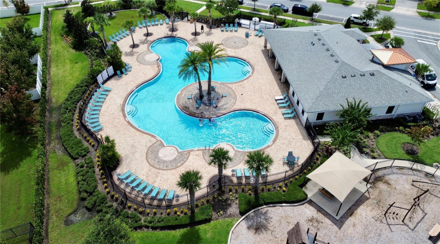 Kissimmee, Florida 34746, 4 Bedrooms Bedrooms, ,2 Bathroomsbathrooms,Residential,For Sale,Beaver Creek,0,Mfro6354492
