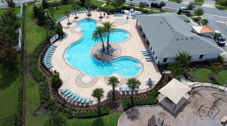 Kissimmee, Florida 34746, 4 Bedrooms Bedrooms, ,2 Bathroomsbathrooms,Residential,For Sale,Beaver Creek,0,Mfro6354492