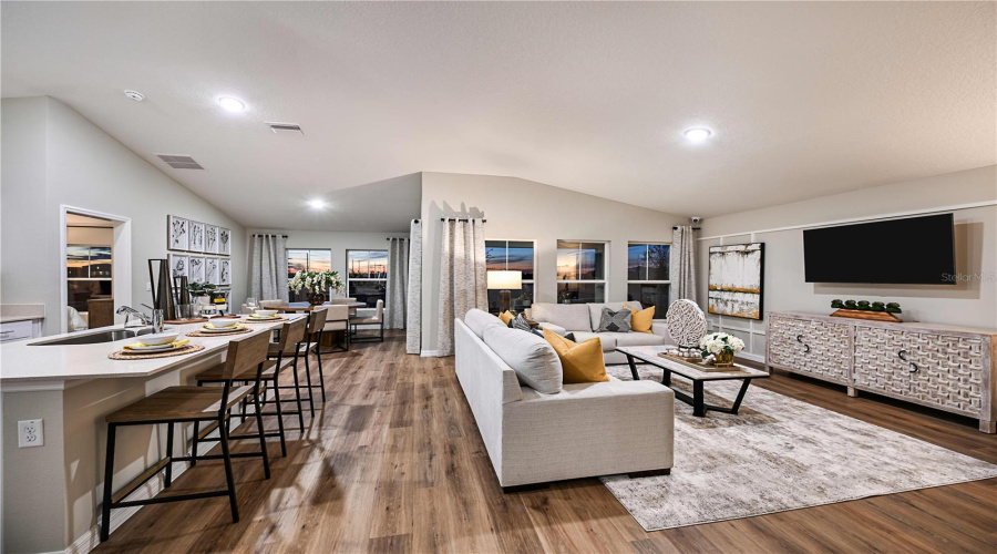 DAVENPORT, Florida 33837, 4 Bedrooms Bedrooms, ,2 BathroomsBathrooms,Residential,For Sale,RIVER BEACON,0,MFRTB8535254
