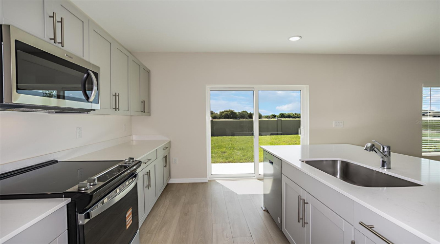 DAVENPORT, Florida 33837, 5 Bedrooms Bedrooms, ,3 BathroomsBathrooms,Residential,For Sale,WYNNSTONE,0,MFRTB8535248