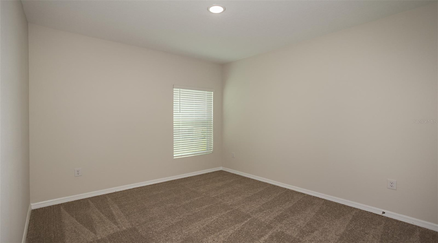 DAVENPORT, Florida 33837, 5 Bedrooms Bedrooms, ,3 BathroomsBathrooms,Residential,For Sale,WYNNSTONE,0,MFRTB8535248