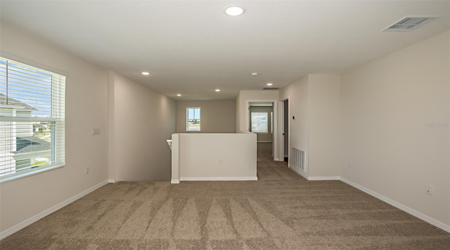 DAVENPORT, Florida 33837, 5 Bedrooms Bedrooms, ,3 BathroomsBathrooms,Residential,For Sale,WYNNSTONE,0,MFRTB8535248