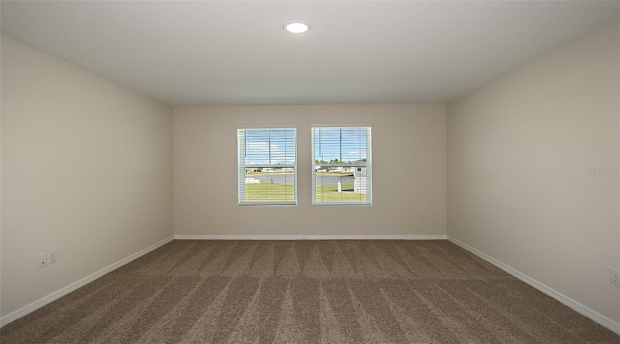DAVENPORT, Florida 33837, 5 Bedrooms Bedrooms, ,3 BathroomsBathrooms,Residential,For Sale,WYNNSTONE,0,MFRTB8535248