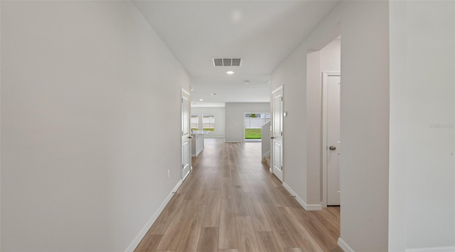 DAVENPORT, Florida 33837, 5 Bedrooms Bedrooms, ,3 BathroomsBathrooms,Residential,For Sale,RIVER BEACON,0,MFRTB8535253