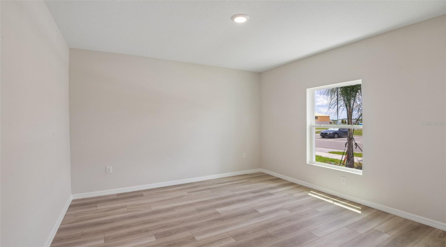 DAVENPORT, Florida 33837, 5 Bedrooms Bedrooms, ,3 BathroomsBathrooms,Residential,For Sale,RIVER BEACON,0,MFRTB8535253