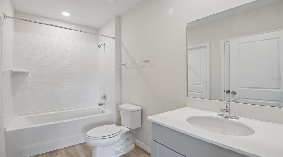 DAVENPORT, Florida 33837, 5 Bedrooms Bedrooms, ,3 BathroomsBathrooms,Residential,For Sale,RIVER BEACON,0,MFRTB8535253