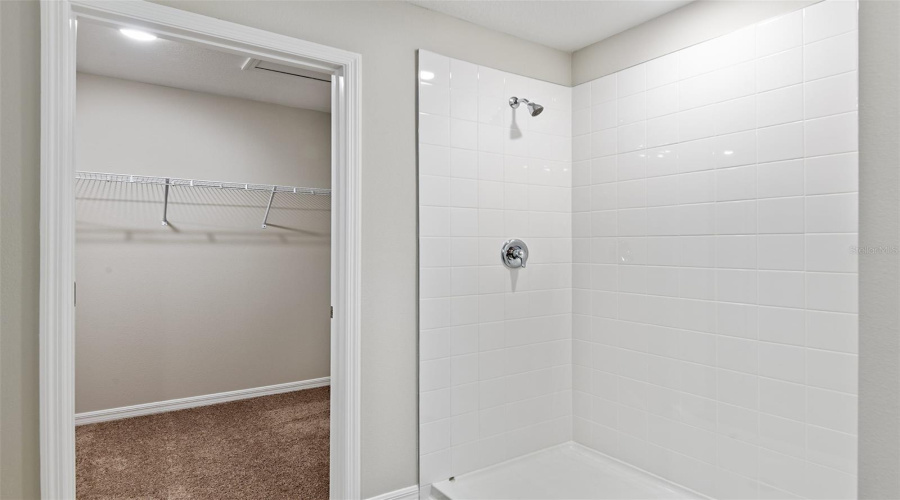 DAVENPORT, Florida 33837, 5 Bedrooms Bedrooms, ,3 BathroomsBathrooms,Residential,For Sale,ALTITUDE,0,MFRTB8535255
