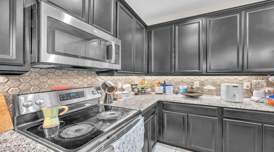 DAVENPORT, Florida 33897, 4 Bedrooms Bedrooms, ,2 BathroomsBathrooms,Residential,For Sale,TRINITY RIDGE,0,MFRO6429563