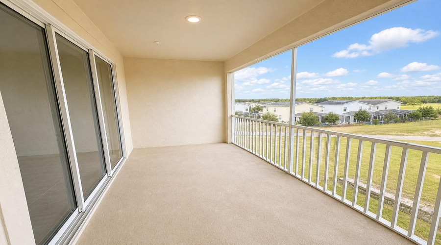 DAVENPORT, Florida 33896, 3 Bedrooms Bedrooms, ,2 BathroomsBathrooms,Residential,For Sale,OCEAN COURSE,0,MFRS5149061