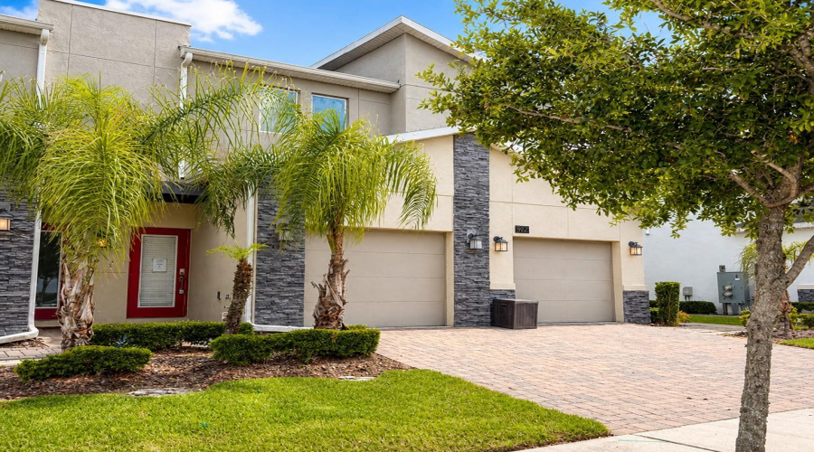 DAVENPORT, Florida 33896, 3 Bedrooms Bedrooms, ,2 BathroomsBathrooms,Residential,For Sale,OCEAN COURSE,0,MFRS5149061