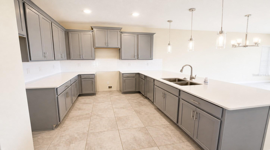DAVENPORT, Florida 33896, 3 Bedrooms Bedrooms, ,2 BathroomsBathrooms,Residential,For Sale,OCEAN COURSE,0,MFRS5149061