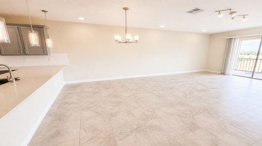 DAVENPORT, Florida 33896, 3 Bedrooms Bedrooms, ,2 BathroomsBathrooms,Residential,For Sale,OCEAN COURSE,0,MFRS5149061