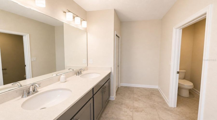 DAVENPORT, Florida 33896, 3 Bedrooms Bedrooms, ,2 BathroomsBathrooms,Residential,For Sale,OCEAN COURSE,0,MFRS5149061