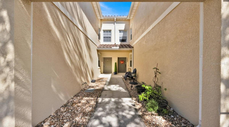 KISSIMMEE, Florida 34747, 3 Bedrooms Bedrooms, ,2 BathroomsBathrooms,Residential,For Sale,PELLHAM,0,MFRO6430211