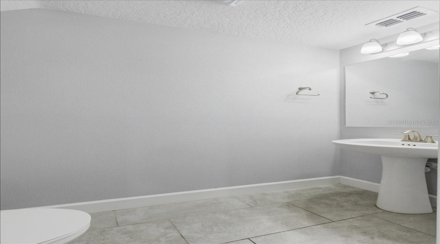 KISSIMMEE, Florida 34746, 3 Bedrooms Bedrooms, ,2 BathroomsBathrooms,Residential,For Sale,TERRA ESMERALDA,0,MFRO6413805