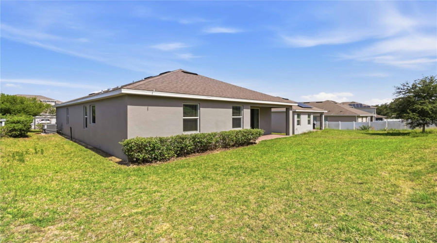 DAVENPORT, Florida 33837, 3 Bedrooms Bedrooms, ,2 BathroomsBathrooms,Residential,For Sale,SAPPHIRE,0,MFRO6409066