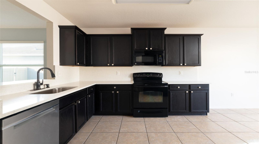 DAVENPORT, Florida 33896, 3 Bedrooms Bedrooms, ,2 BathroomsBathrooms,Residential,For Sale,TAMARIND,0,MFRO6428562