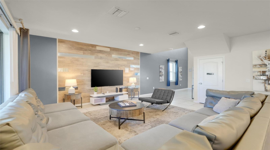KISSIMMEE, Florida 34747, 5 Bedrooms Bedrooms, ,4 BathroomsBathrooms,Residential,For Sale,TANGIER,0,MFRO6430214