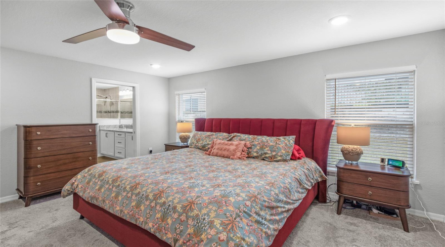 DAVENPORT, Florida 33837, 4 Bedrooms Bedrooms, ,2 BathroomsBathrooms,Residential,For Sale,SUNSET,0,MFRG5115263