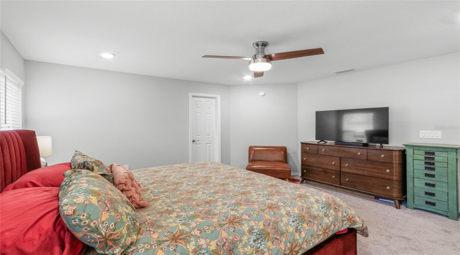DAVENPORT, Florida 33837, 4 Bedrooms Bedrooms, ,2 BathroomsBathrooms,Residential,For Sale,SUNSET,0,MFRG5115263