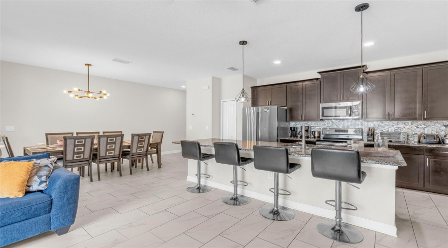 KISSIMMEE, Florida 34746, 4 Bedrooms Bedrooms, ,3 BathroomsBathrooms,Residential,For Sale,JULIET,0,MFRG5115957