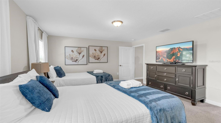 KISSIMMEE, Florida 34746, 4 Bedrooms Bedrooms, ,3 BathroomsBathrooms,Residential,For Sale,JULIET,0,MFRG5115957