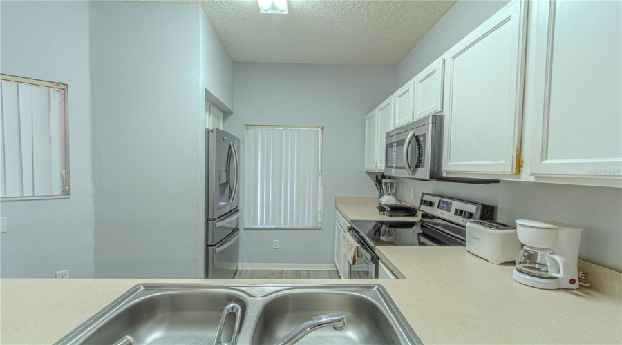 KISSIMMEE, Florida 34747, 3 Bedrooms Bedrooms, ,2 BathroomsBathrooms,Residential,For Sale,CRYSTAL COVE,0,MFRO6309221