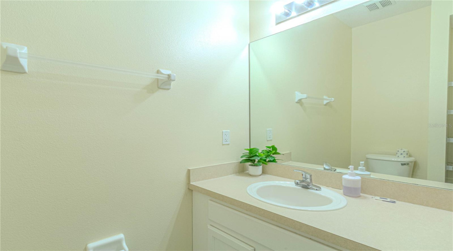 KISSIMMEE, Florida 34747, 3 Bedrooms Bedrooms, ,2 BathroomsBathrooms,Residential,For Sale,CRYSTAL COVE,0,MFRO6309221