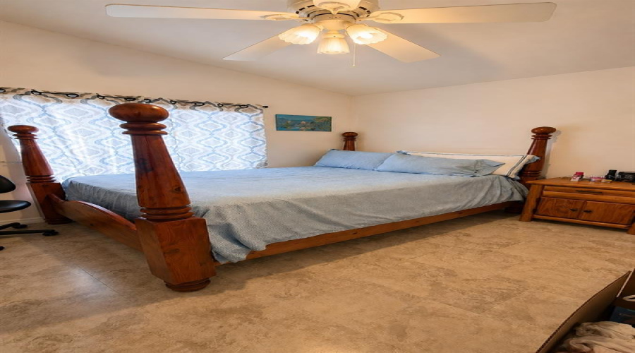 KISSIMMEE, Florida 34746, 4 Bedrooms Bedrooms, ,2 BathroomsBathrooms,Residential,For Sale,ROMA,0,MFRR4911375