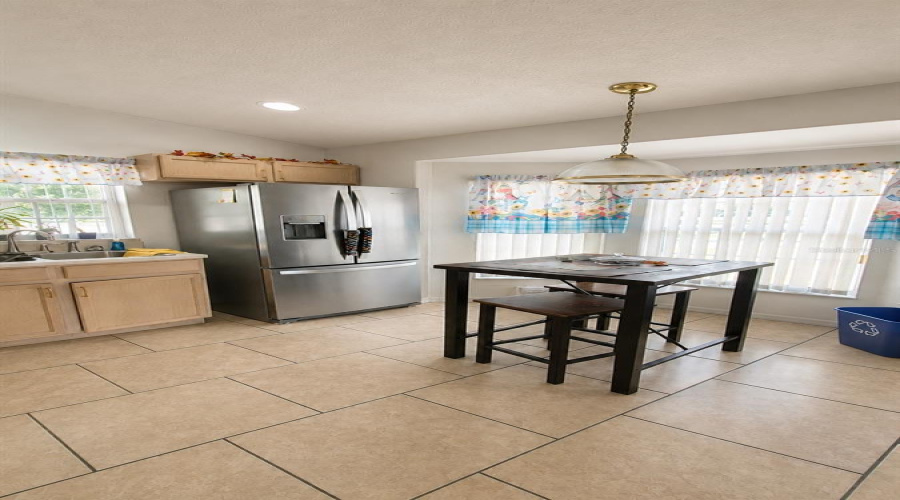 KISSIMMEE, Florida 34746, 4 Bedrooms Bedrooms, ,2 BathroomsBathrooms,Residential,For Sale,ROMA,0,MFRR4911375