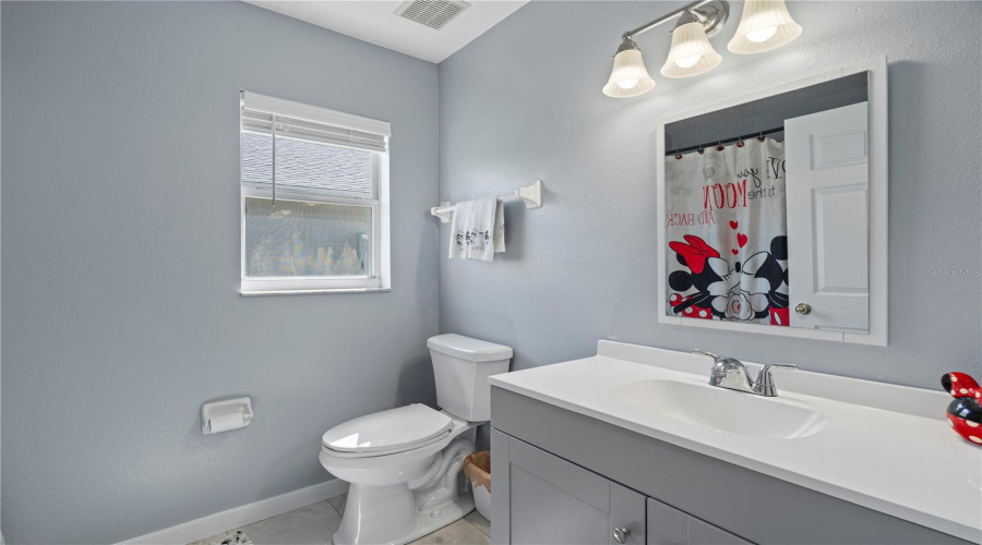 DAVENPORT, Florida 33897, 4 Bedrooms Bedrooms, ,3 BathroomsBathrooms,Residential,For Sale,ELDERBERRY,0,MFRO6287168