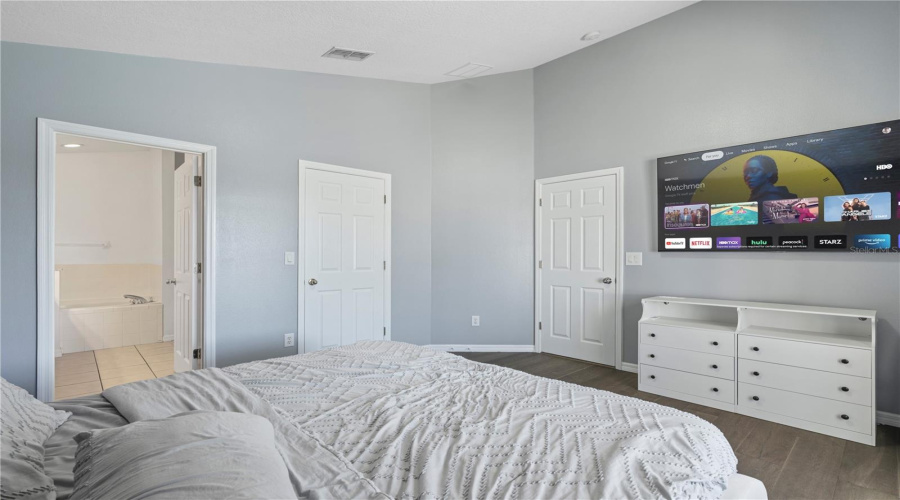 DAVENPORT, Florida 33897, 4 Bedrooms Bedrooms, ,3 BathroomsBathrooms,Residential,For Sale,ELDERBERRY,0,MFRO6287168