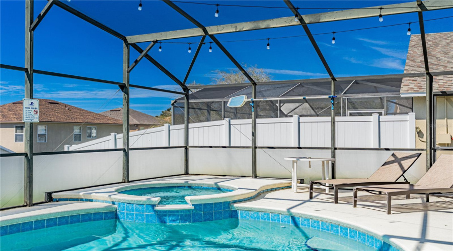 DAVENPORT, Florida 33897, 4 Bedrooms Bedrooms, ,3 BathroomsBathrooms,Residential,For Sale,ELDERBERRY,0,MFRO6287168