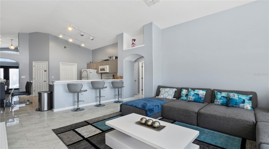 DAVENPORT, Florida 33897, 4 Bedrooms Bedrooms, ,3 BathroomsBathrooms,Residential,For Sale,ELDERBERRY,0,MFRO6287168