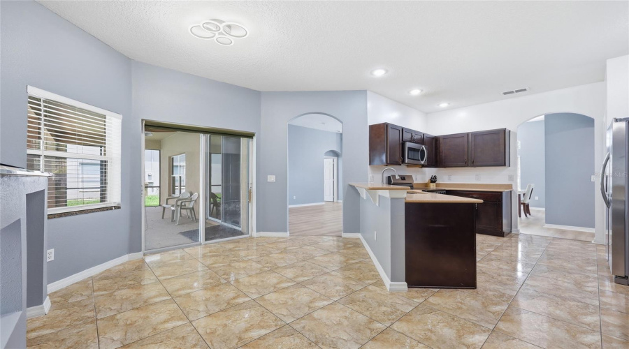 KISSIMMEE, Florida 34746, 4 Bedrooms Bedrooms, ,3 BathroomsBathrooms,Residential,For Sale,SWEETSPIRE,0,MFRO6412898
