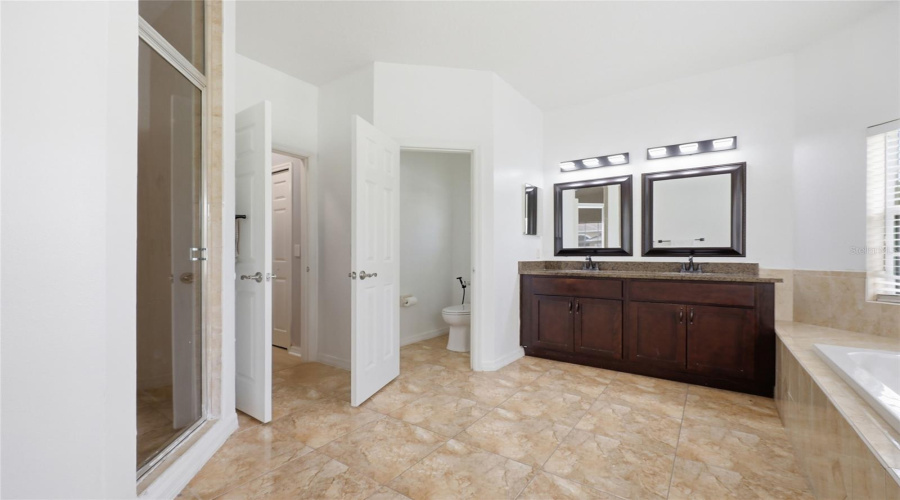 KISSIMMEE, Florida 34746, 4 Bedrooms Bedrooms, ,3 BathroomsBathrooms,Residential,For Sale,SWEETSPIRE,0,MFRO6412898