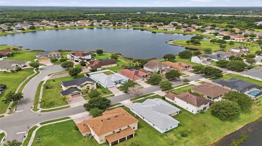 KISSIMMEE, Florida 34746, 4 Bedrooms Bedrooms, ,3 BathroomsBathrooms,Residential,For Sale,SWEETSPIRE,0,MFRO6412898