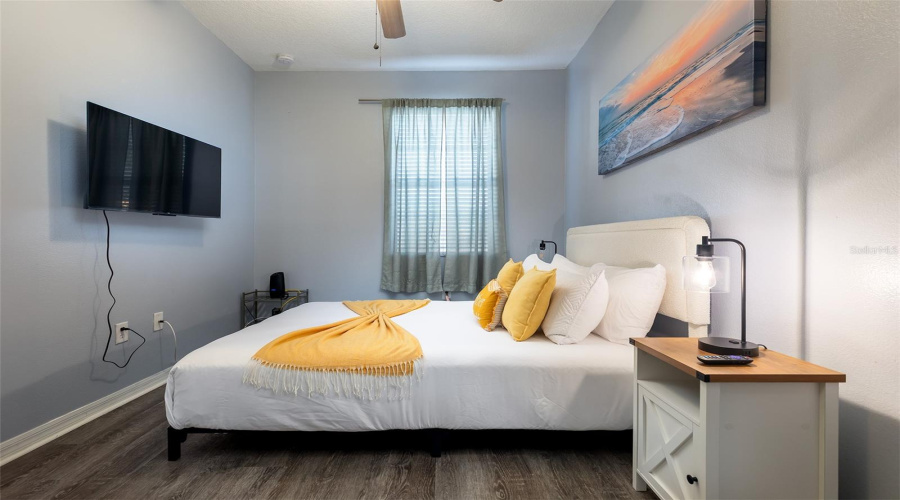KISSIMMEE, Florida 34746, 3 Bedrooms Bedrooms, ,3 BathroomsBathrooms,Residential,For Sale,SEAVIEW CASTLE,0,MFRO6430430