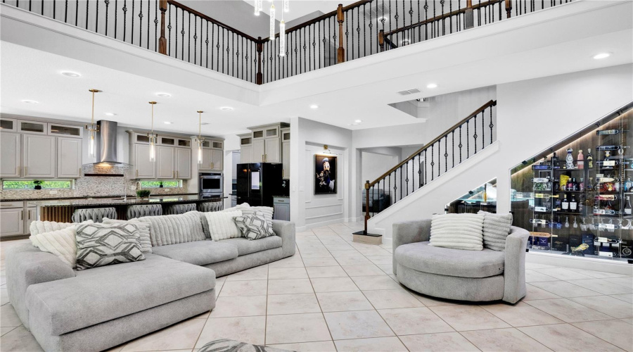 ORLANDO, Florida 32836, 5 Bedrooms Bedrooms, ,5 BathroomsBathrooms,Residential,For Sale,ROYAL ESTATES,0,MFRS5154870