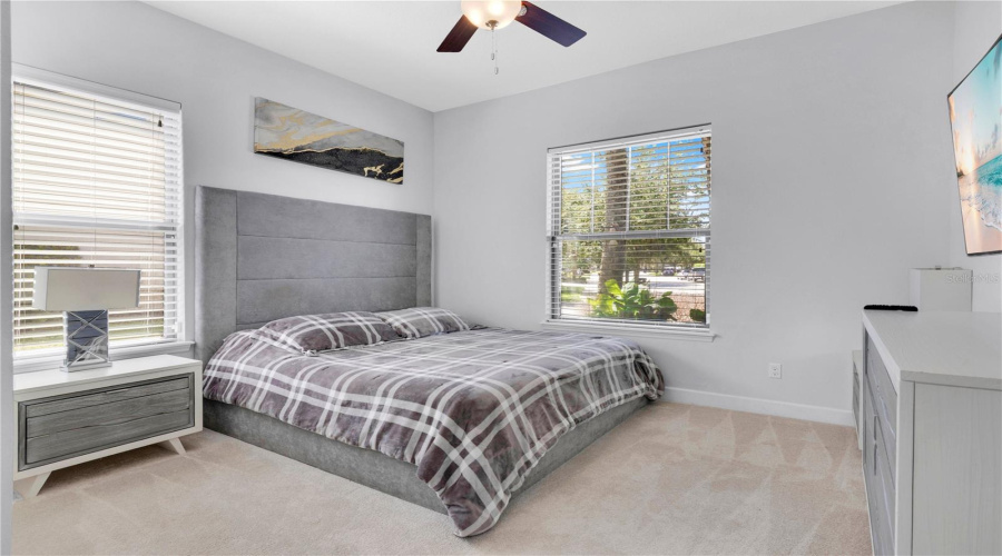 ORLANDO, Florida 32836, 5 Bedrooms Bedrooms, ,5 BathroomsBathrooms,Residential,For Sale,ROYAL ESTATES,0,MFRS5154870