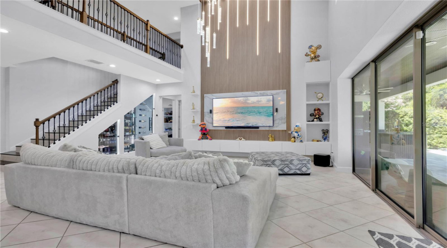 ORLANDO, Florida 32836, 5 Bedrooms Bedrooms, ,5 BathroomsBathrooms,Residential,For Sale,ROYAL ESTATES,0,MFRS5154870