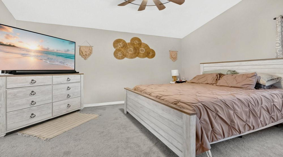 KISSIMMEE, Florida 34746, 4 Bedrooms Bedrooms, ,3 BathroomsBathrooms,Residential,For Sale,CUMBRIAN LAKES,0,MFRS5154747