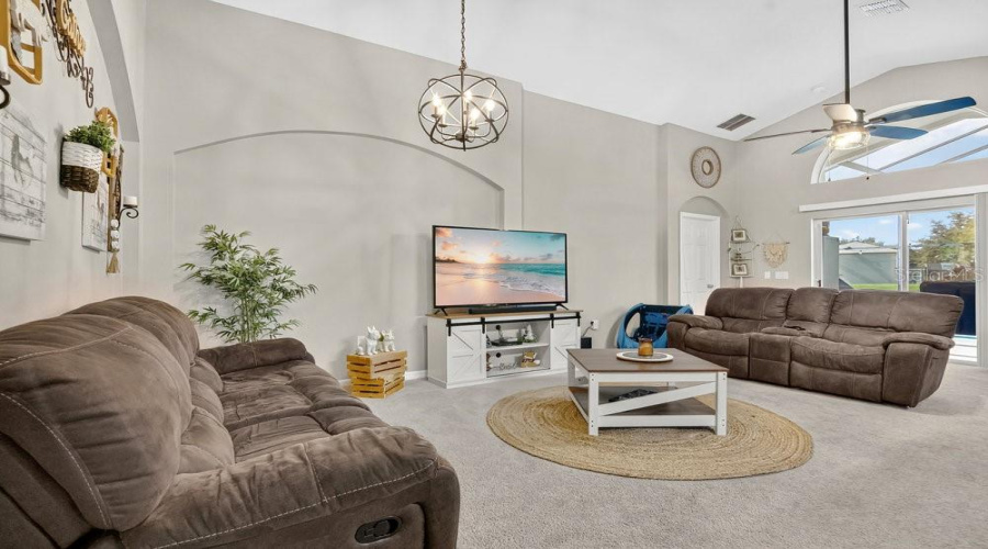 KISSIMMEE, Florida 34746, 4 Bedrooms Bedrooms, ,3 BathroomsBathrooms,Residential,For Sale,CUMBRIAN LAKES,0,MFRS5154747
